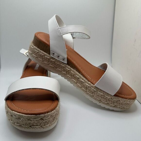 CUSHIONAIRE Women's Espadrille Platform Wedge Sandal 9 WHITE - Picture 6 of 7